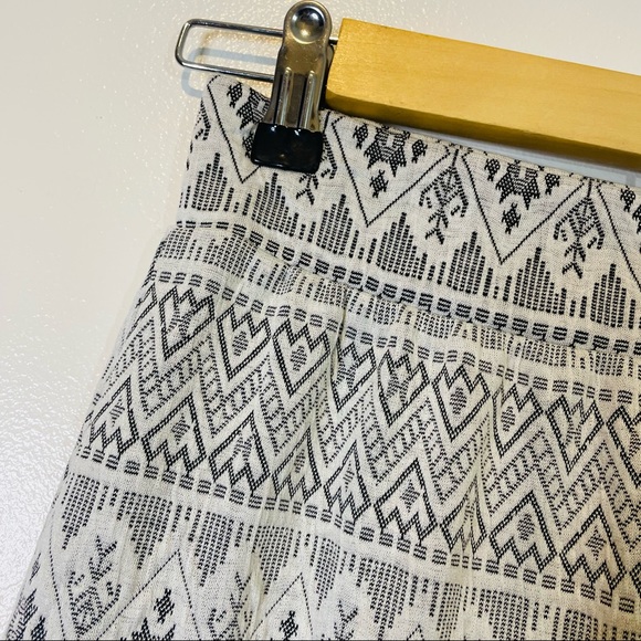 ☀️ Gilli | midi bodycon skirt BNWT boutique brand - Picture 4 of 4